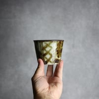 そば猪口中2 黒呉須 唐草 格子 やちむん 陶器 榮一工房:7013168