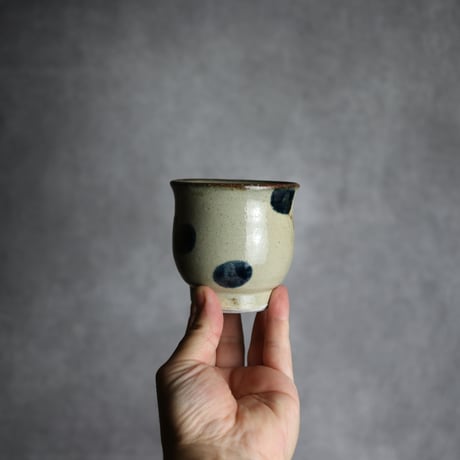 湯呑1 呉須釉 点打 やちむん 陶器 北窯 宮城正享工房 :7005034