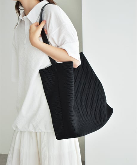 bag2-02679U Drawstring Mesh Tote Bag Ecru Black