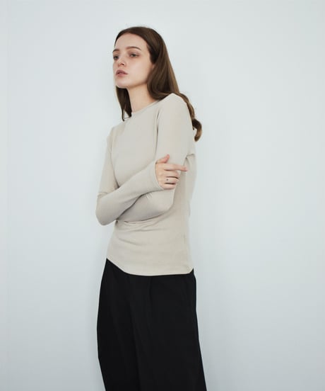 nh-tops-02631 Crew Neck Top Greige Dark Gray Off White