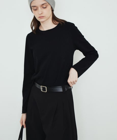 nh-tops-02633  Backstitch Design Long Tee  White Black