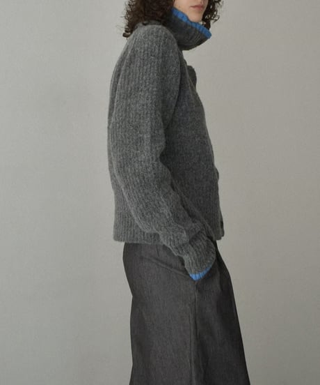 knit-02349　Bicolor High-neck Knit　Gray Brown