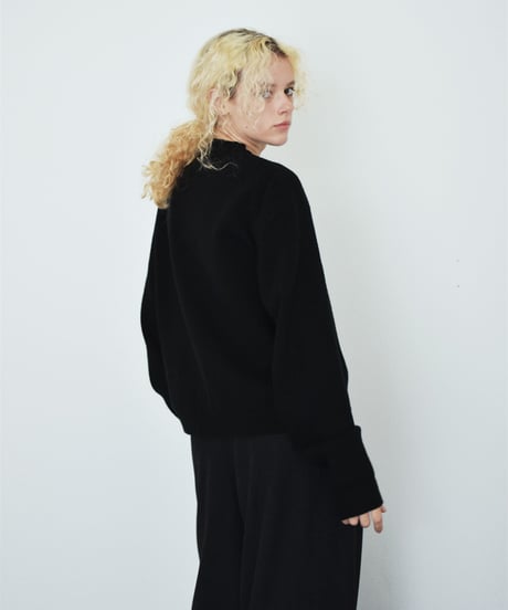 knit-02395 Crew Neck High-Gauge Knit Cardigan Gray Black