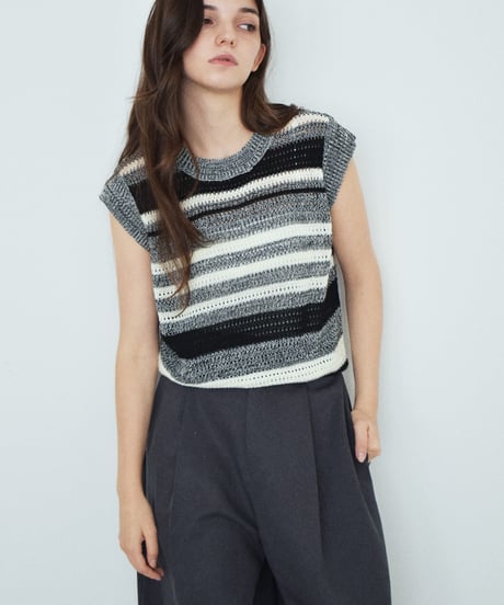 knit-02390 Multi-Stripe Sleeveless Knit Brown Black