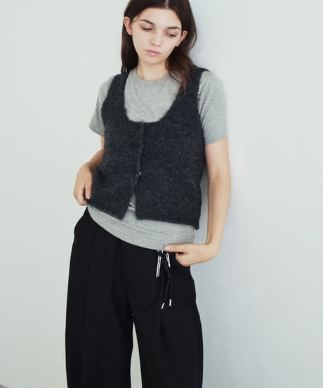 knit-02387  Bouclé Knit Vest  Ecru  Beige  Charcoal