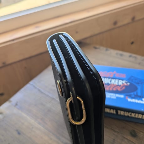 トラッカーウォレット  黒　オイルレザー