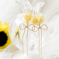 【数量限定】カモミール布花×リボンイヤリング/ピアス