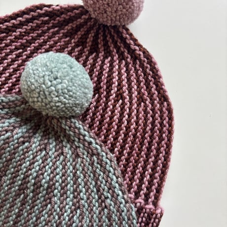 Misha & Puff  STRATA GARTER HAT - ANTIQUE ROSE