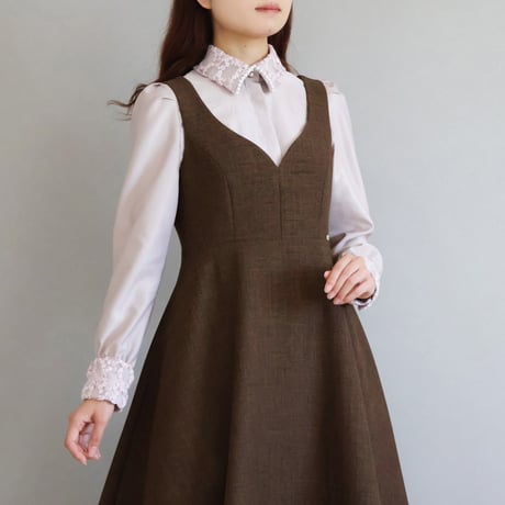 フラワー刺繍オーガンジー使い パール付きブラウス【JM2484BG】