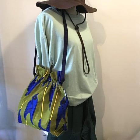 アフリカンバティック　巾着バッグ
