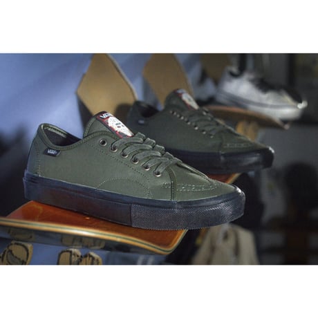 VANS AVE CLASSIC × HOCKEY GREEN