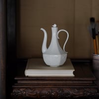 青白磁茶壺 PB195