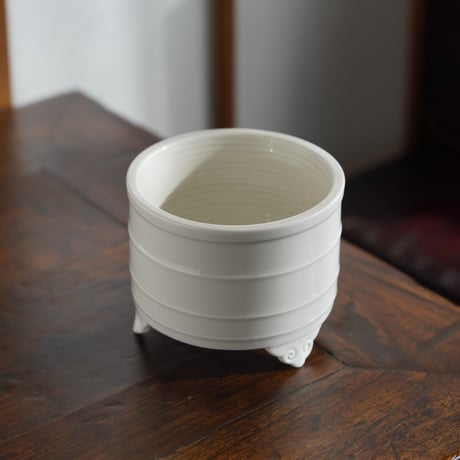 灰釉如意紋三足香炉建水 PB201