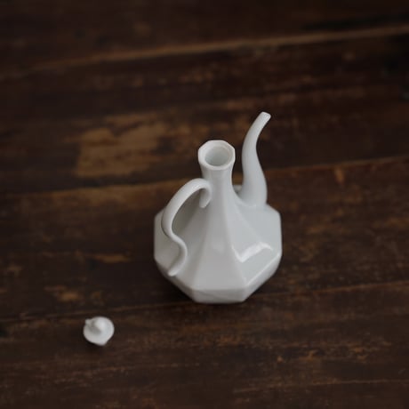 青白磁茶壺 PB195