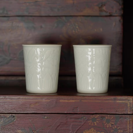 青白磁茶杯 PW078