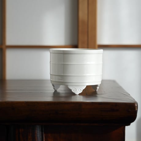 灰釉如意紋三足香炉建水 PB201