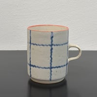 小渕祥子　マグカップ　チェック柄