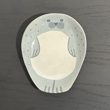 ぶんのまお　アザラシ皿