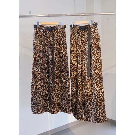 M53. BELTED LEOPARD PANTS