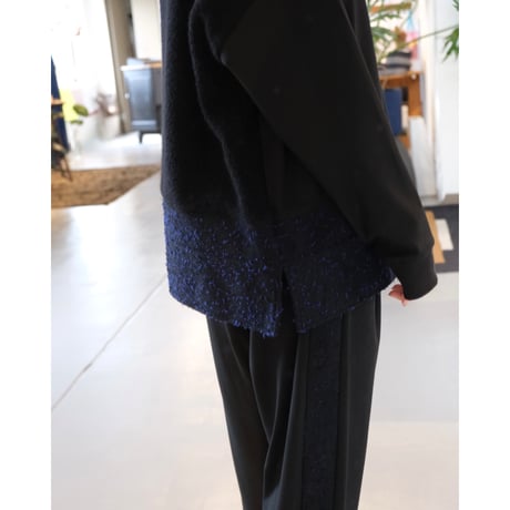 NAKAGAMI （unisex）裾切替プルオーバー