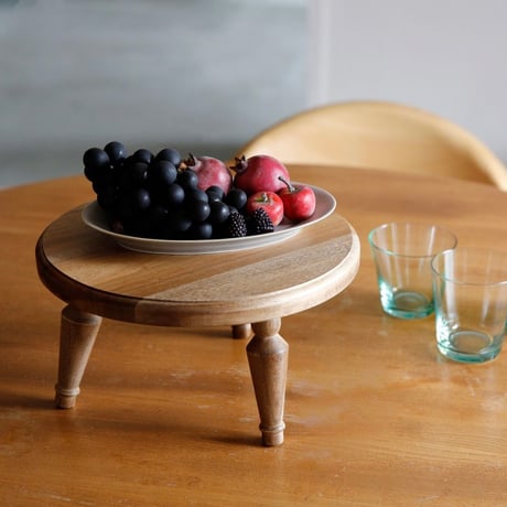 ANTIQUE STYLING TABLE / 洗練された佇まいと装飾が空間に表情を添えるミニテーブル / Sサイズ , Lサイズ