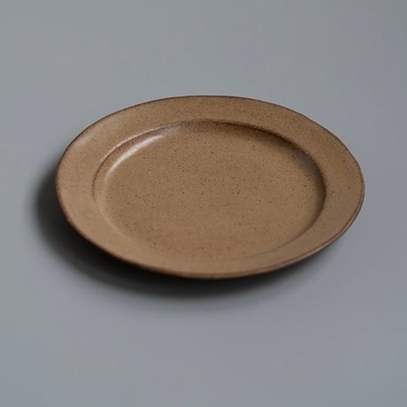 slom round plate / 素材の表情が食卓にあたたかみをもたらす陶食器シリーズ / Mサイズ , Lサイズ