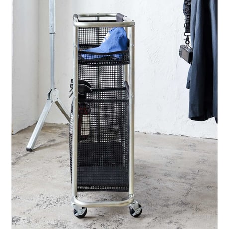 LAUNDRY WAGON / 生活感の出やすいランドリーまわりをすっきり整理し空間にスタイリッシュなアクセントを添えるデザイン / MESH INDUSTRIAL