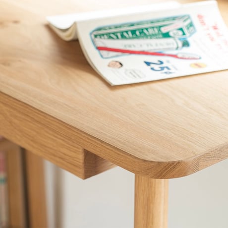 OAK WOOD DESK 110 / オーク無垢材の木目が美しいナチュラルなスタイリングのデスク