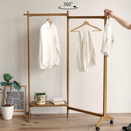 HANGER RACK / 木の表情と軽やかな抜け感が心地よいターンハンガーラック