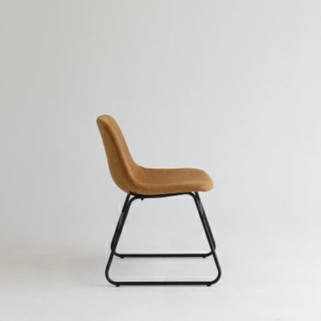 VINO CHAIR / CAMEL , BROWN / カフェのような落ち着きある空間づくりに / ダイニング 書斎など多用途で使える合皮チェア