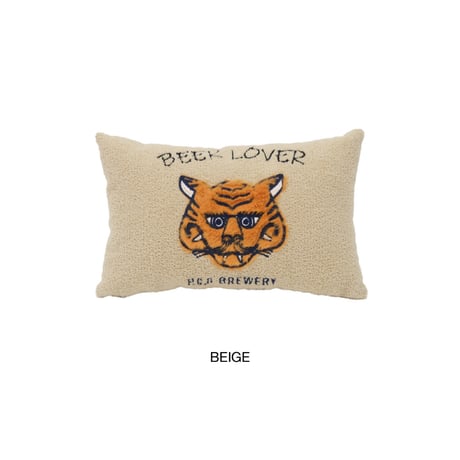 TIGER RECT CUSHION / リビングや寝室などのインテリア空間にはもちろん車内やテント内などのアウトドアシーンでも / クッション(中材)付き