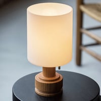 FROST GRASS TABLE LAMP / ガラス × ウッド テーブルランプ / 素材感とシンプルさのバランスにこだわったノーブルなデザイン