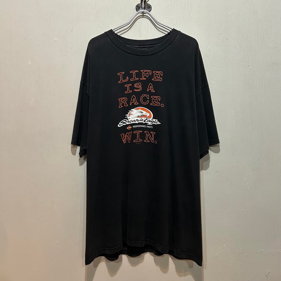 6a49cb03bfb5fa5b5c70cf16