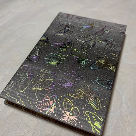 【新商品】蝶々🦋ホログラム　通常御朱印帳　茶グレー系　きなり和紙　24山　バンドつき