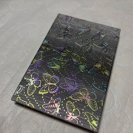【新商品】蝶々🦋ホログラム　通常御朱印帳　茶グレー系　きなり和紙　24山　バンドつき