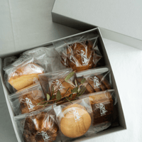 bion キャラメルケーキ＋焼き菓子  8種  box