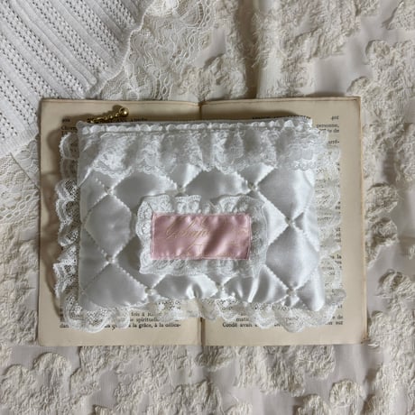 Quilting perl mini pouch