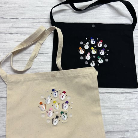 雪だるまくんのサコッシュバック