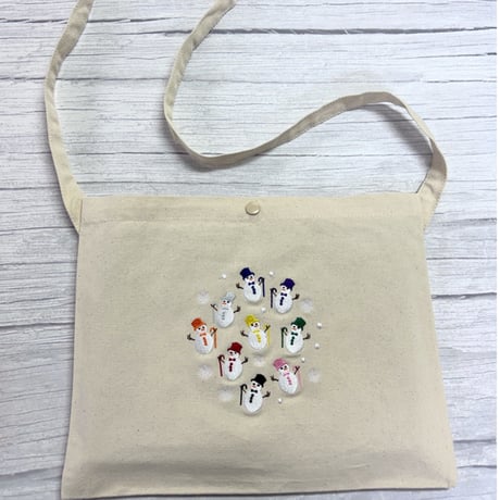 雪だるまくんのサコッシュバック