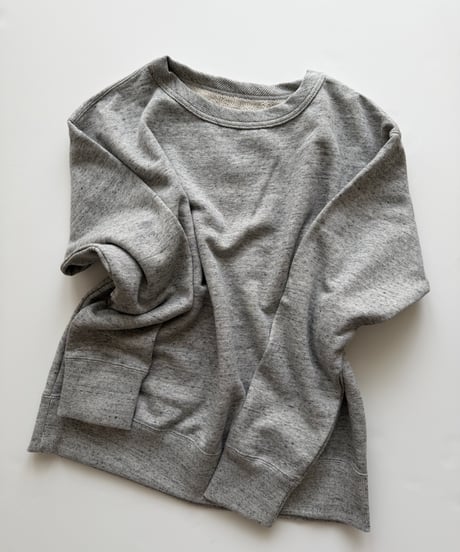 crew neck sweat shirt