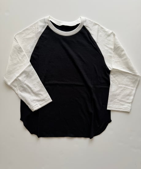 raglan sleeve tee