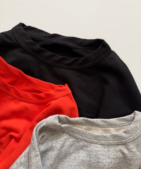 crew neck sweat shirt