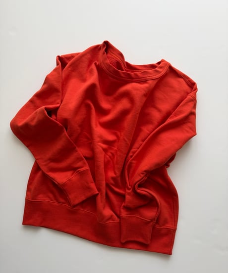 crew neck sweat shirt