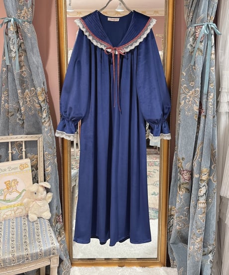 80s vintage big collar velours dress