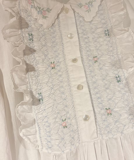 70s vintage flower smocking&embroidered white cotton dress