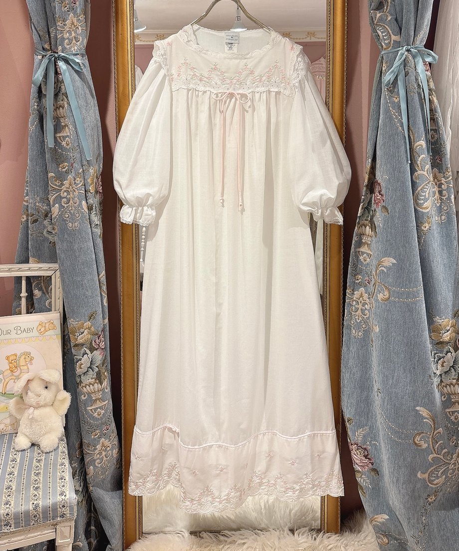 6a6316aed356f7cfd412f589