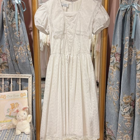 gunnesax | STORES