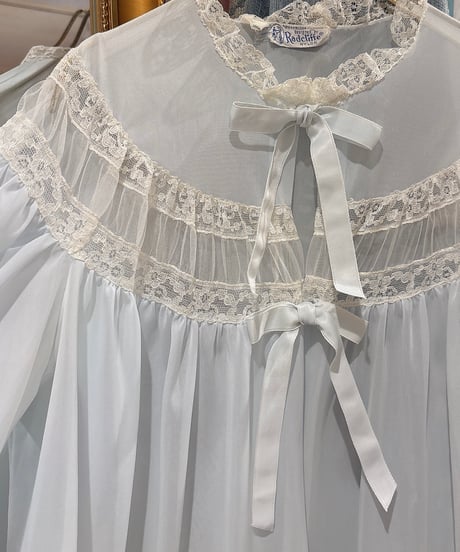 60s vintage puff sleeve lace gown top