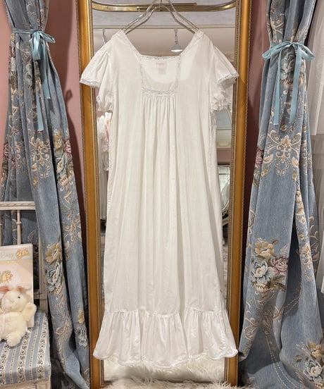 70s vintage flower embroidered white dress