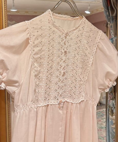 70s vintage flower embroidered dress